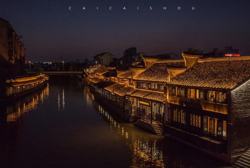 张天爱现身综艺《乐队的海边》现场，身材纤细状态好，她为什么被称作女神？游戏画面